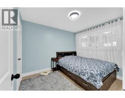 3660 ROXBOROUGH - 14