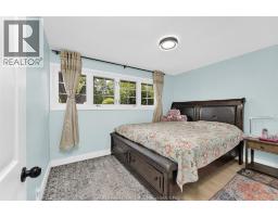 3660 ROXBOROUGH - 17