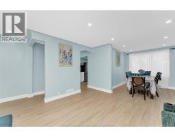 3660 ROXBOROUGH - 20