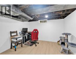 3660 ROXBOROUGH - 28