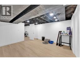 3660 ROXBOROUGH - 30