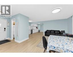 3660 ROXBOROUGH - 8
