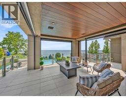320 Seacliff DRIVE West - 23