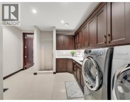 320 Seacliff DRIVE West - 33