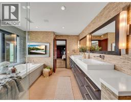 320 Seacliff DRIVE West - 40
