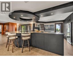 320 Seacliff DRIVE West - 42
