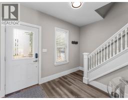 477 Pierre AVENUE - 2