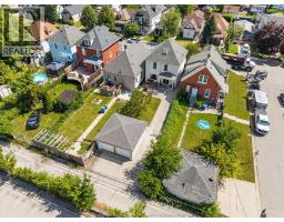 477 Pierre AVENUE - 24