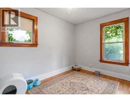 290 THOMPSON - 11