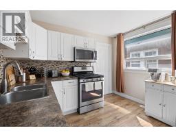 1118 LOUIS AVENUE - 12