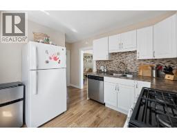 1118 LOUIS AVENUE - 13