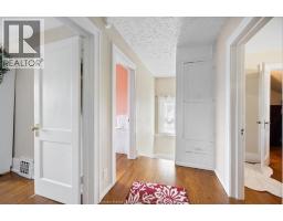 1118 LOUIS AVENUE - 22