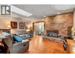 1335 LAURIER DRIVE - 12