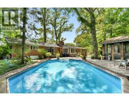 1335 LAURIER DRIVE - 2
