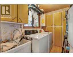 1335 LAURIER DRIVE - 23