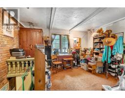 1335 LAURIER DRIVE - 24