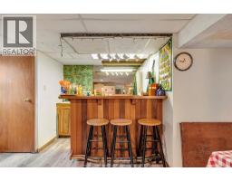 1335 LAURIER DRIVE - 30