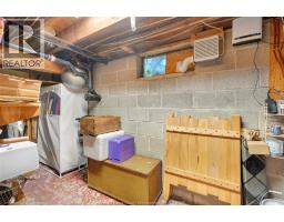 1335 LAURIER DRIVE - 31