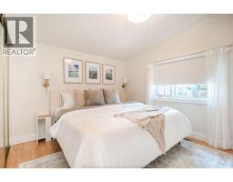 381 Watson - 16
