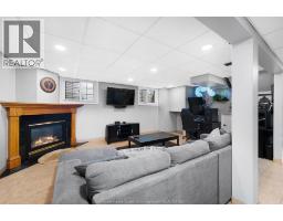 351 CARLING CRESCENT - 13