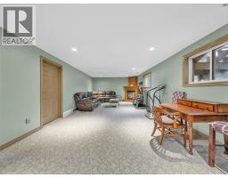 9 Lyle STREET - 29