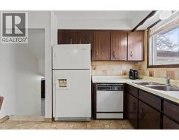 1116 SUMACH CRESCENT - 12
