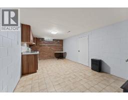 1116 SUMACH CRESCENT - 24