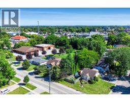 20 WILKINSON DRIVE - 32