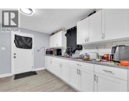 294 LOUIS AVENUE - 19