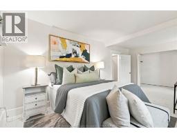 916 LINCOLN ROAD - 17