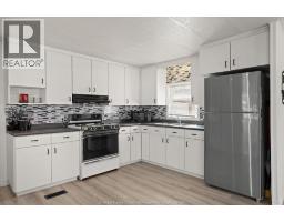 9 PARKSIDE - 10