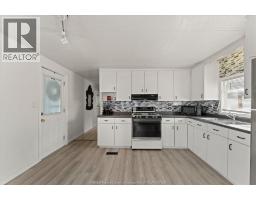 9 PARKSIDE - 11
