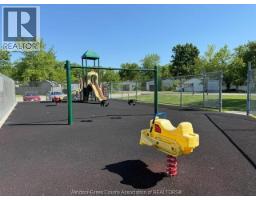 9 PARKSIDE - 32