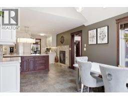 205 CLUBVIEW DRIVE - 14