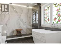 205 CLUBVIEW DRIVE - 22