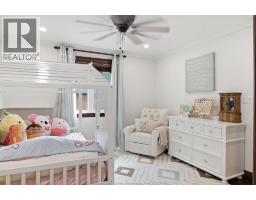 205 CLUBVIEW DRIVE - 28