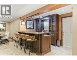 205 CLUBVIEW DRIVE - 33