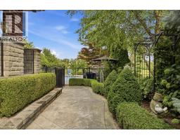 205 CLUBVIEW DRIVE - 38