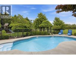 205 CLUBVIEW DRIVE - 46