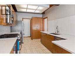 3760 VICTORIA BOULEVARD - 11