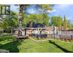 3760 VICTORIA BOULEVARD - 28