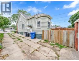2318 CHANDLER - 42