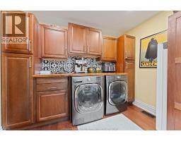 1700 ORFORD - 18