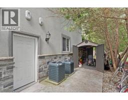 1700 ORFORD - 45