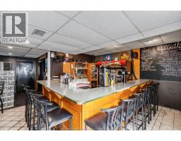 22 Main St. E. - 17
