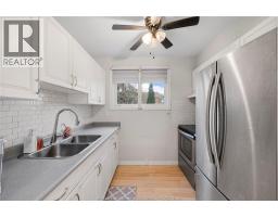 6384 THORNBERRY CRESCENT - 7