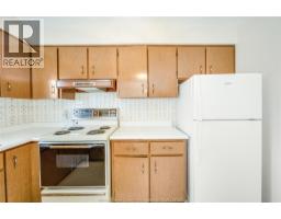 2506 LONGFELLOW AVENUE - 16
