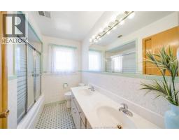 2506 LONGFELLOW AVENUE - 22