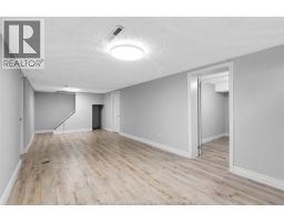 3045 CLAXTON COURT - 21