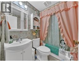 6430 THORNBERRY - 19